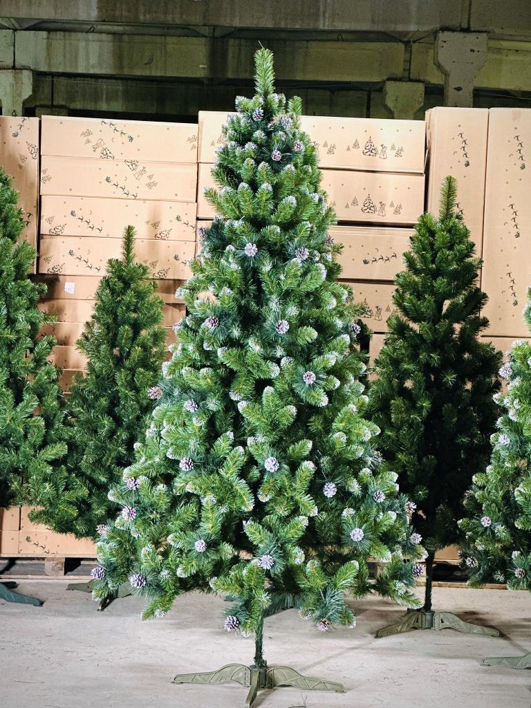 Ялинка із білим напиленням та шишками SNOWY CONE TREE, 1,9 m