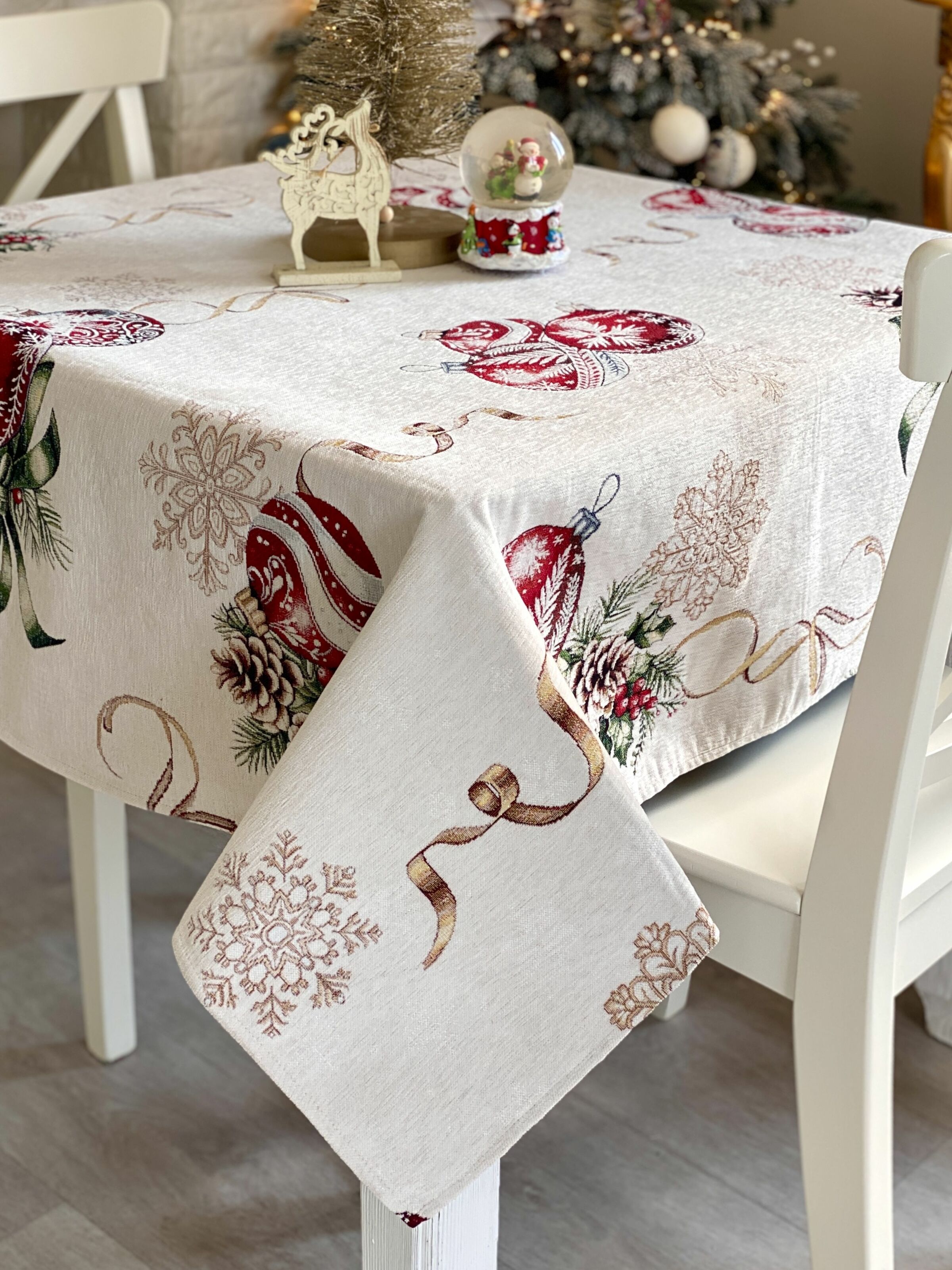 Скатертина гобеленова ALLOVER34278 Limaso, 137х240, Прямокутна, Новорічний, З мікрофіброю + золотим люрексом, 74% поліестер, 23% бавовна, 3% акрил, Гобелен - фото 4