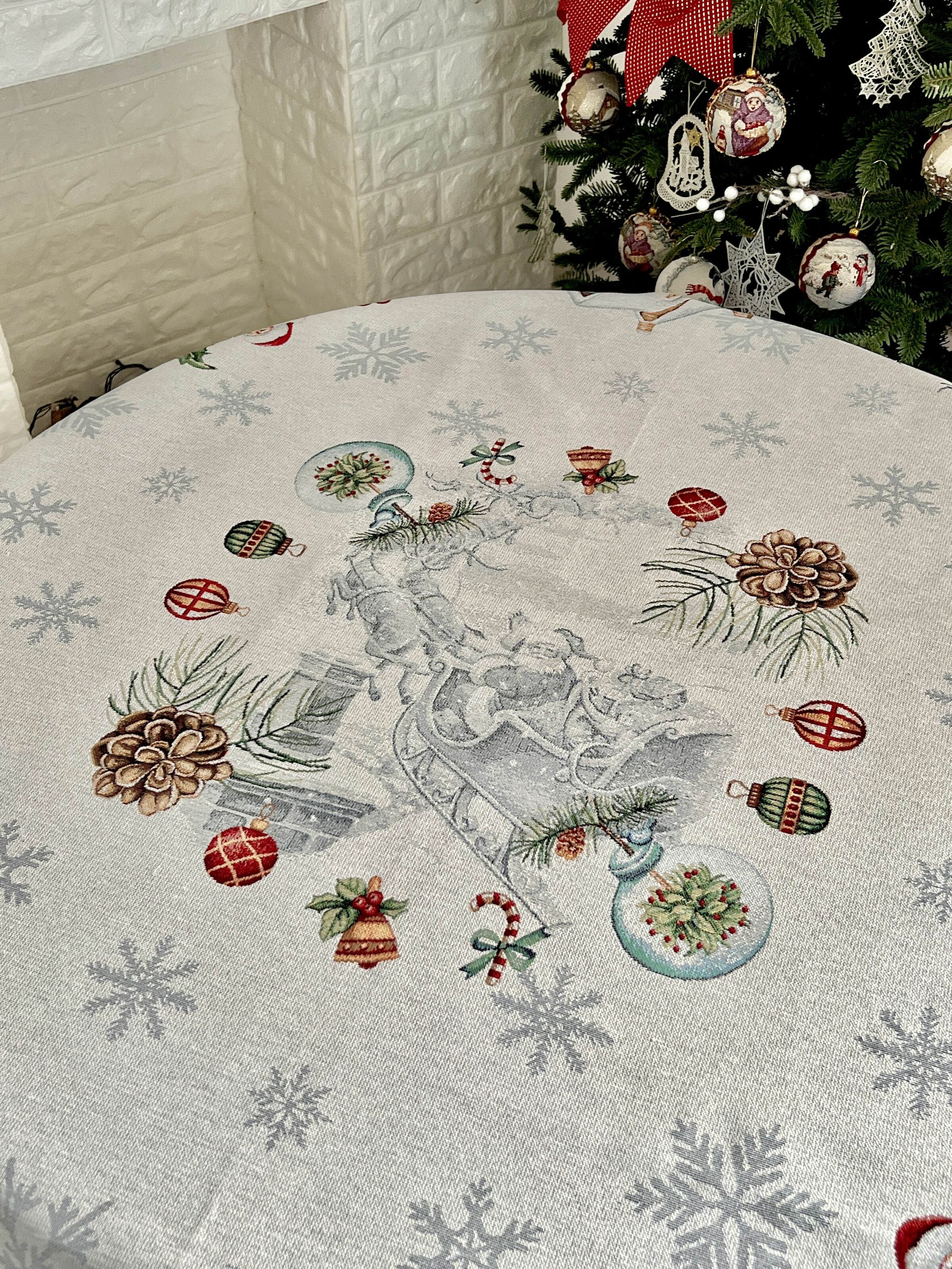 Скатертина гобеленова FROSTY-160D Limaso, Ø160, Кругла, Новорічний, Срібний люрекс, 60% поліестер, 40% бавовна, Гобелен - фото 4