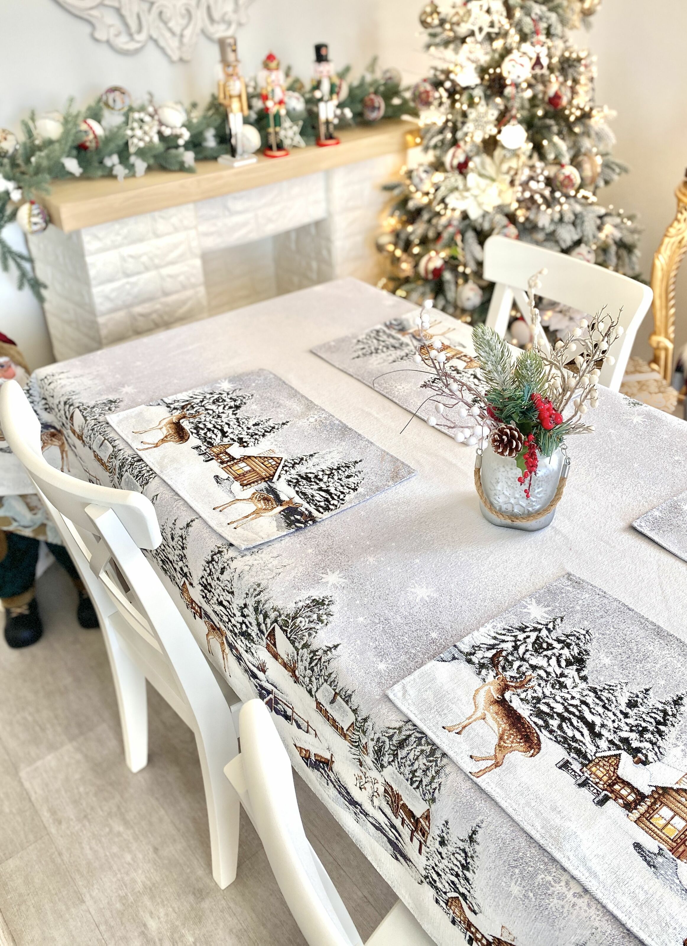 Скатертина гобеленова WINTER Limaso, 137х180, Прямокутна, Новорічний, Без люрексу, з мікрофібою, 80% поліестер, 15% бавовна, 5% акрил, Гобелен - фото 6