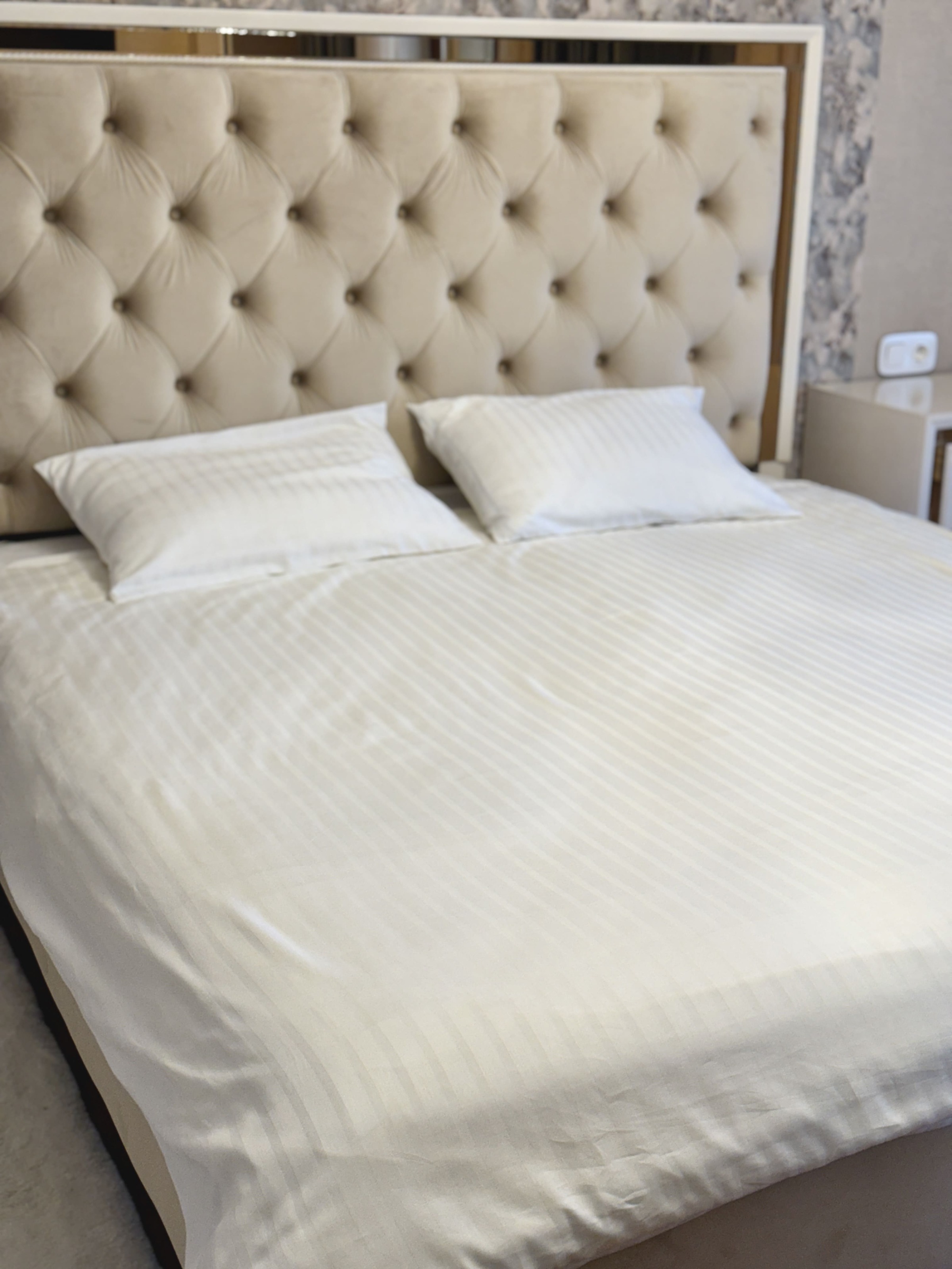 Постільний набір двоспальний SATIN WHITE STRIPE-PN (200x220+3*50x70), Двоспальний, 220, 200, Прямокутна, Геометрія, 100% сатин, Сатин - фото 3